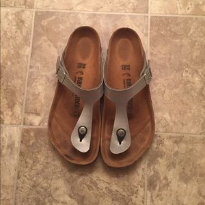 Silver Gizeh Birkenstock’s - Size 39 or US 8.5/9